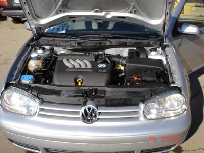 Volkswagen Golf 4   2001