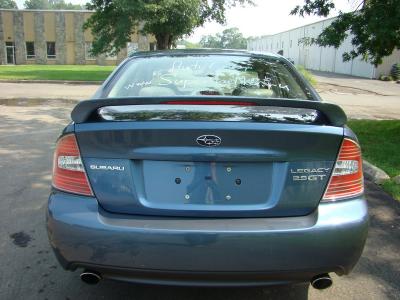 Subaru Legacy   2005