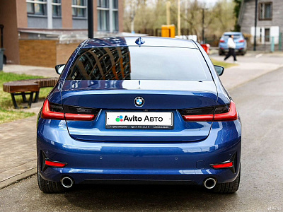 BMW 3 серии синий 2020