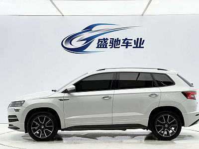 Skoda Karoq 1.4 л 2023 г. Белый, пробег 25000 км