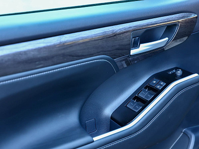 Toyota Highlander черный 2026