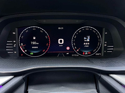 Skoda Octavia 1.4 л 2021 г. желто-оранжевый, пробег 31000 км