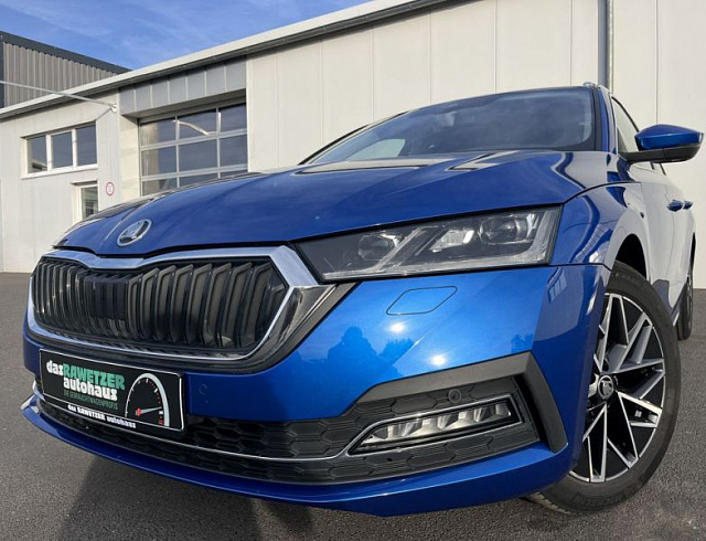 Skoda Octavia 2023 г. Синий, пробег 53996 км