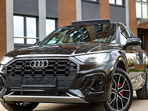 Audi Q5 черный 2026