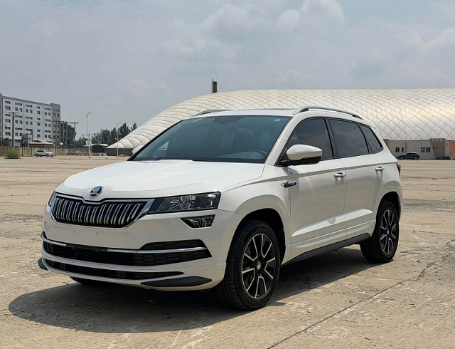 Skoda Karoq 1.4 л 2021 г. Белый, пробег 41000 км