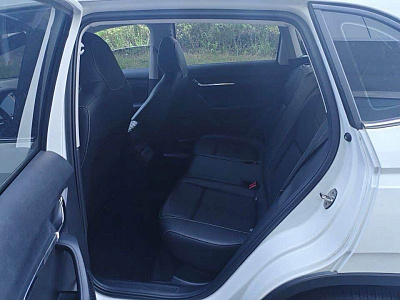 Skoda Kamiq 1.5 л 2022 г. Белый, пробег 10300 км
