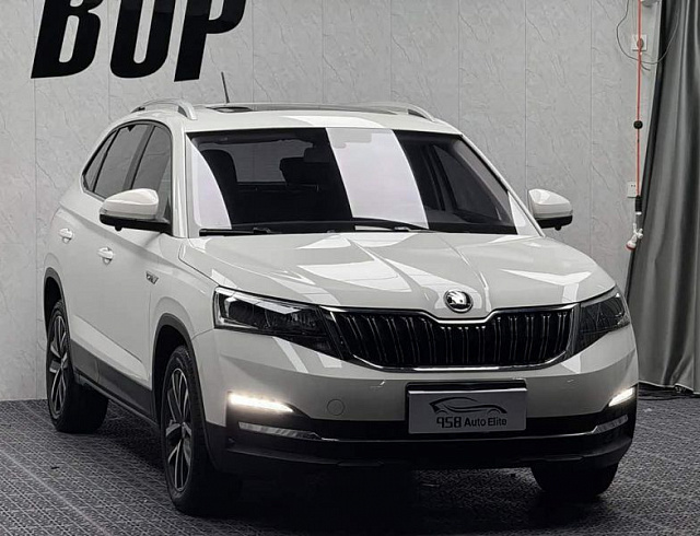 Skoda Kamiq 1.5 л 2022 г. Белый, пробег 50000 км