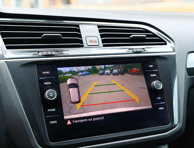 Volkswagen Tiguan белый 2018