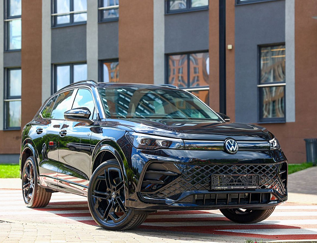 Volkswagen Tiguan черный 2026