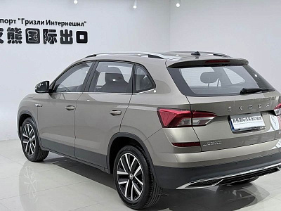 Skoda Kamiq 1.5 л 2023 г. желто-оранжевый, пробег 9800 км