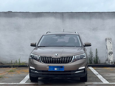 Skoda Kamiq 1.5 л 2022 г. шампань/коричневый, пробег 39000 км