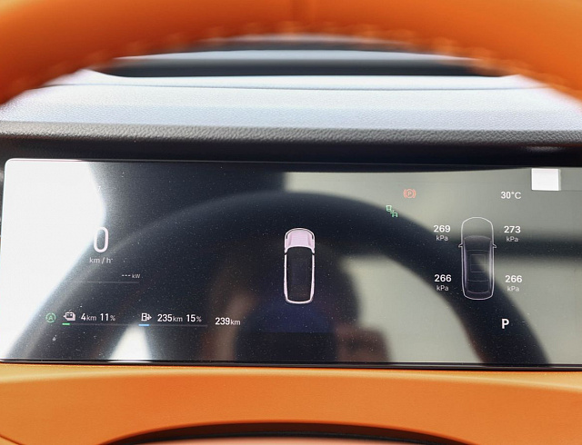 Geely Galaxy M7 белый 2026