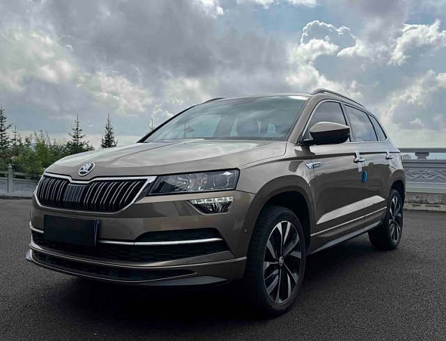 Skoda Karoq 1.4 л 2022 г. шампань/коричневый, пробег 48000 км