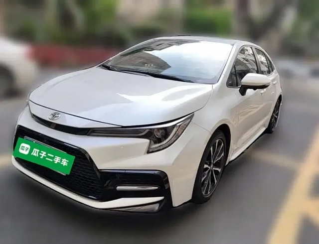 Toyota Levin 1.2 л 2021 г. Белый, пробег 42300 км