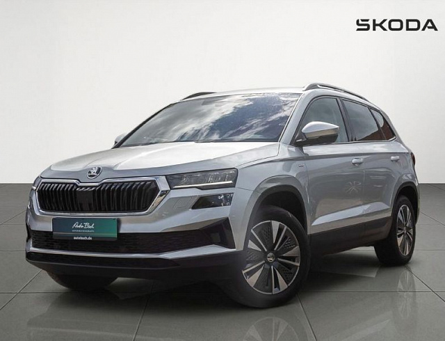 Skoda Karoq 2022 г. Серебристый, пробег 42613 км