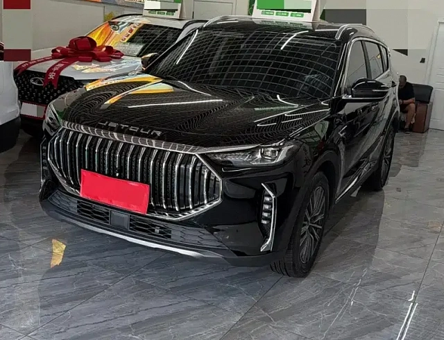 Jetour Jetour X70 PLUS 1.5 л 2025 г. Чёрный, пробег 2000 км