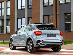Audi Q2 серый 2026