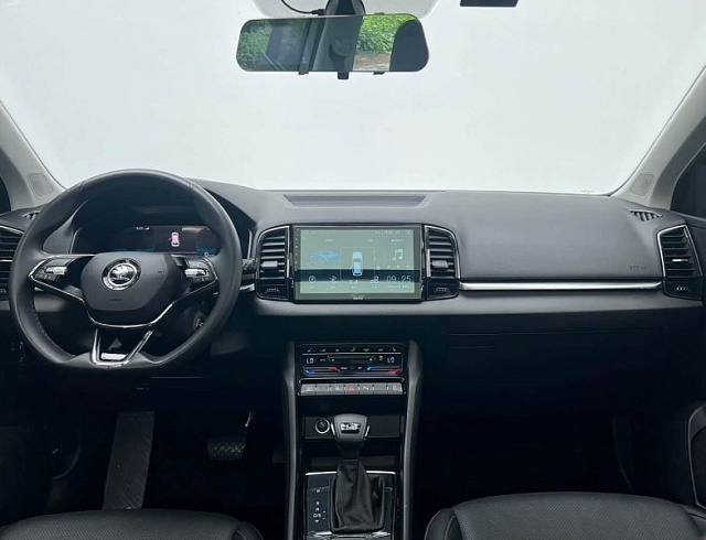 Skoda Karoq 1.4 л 2022 г. шампань/коричневый, пробег 48000 км