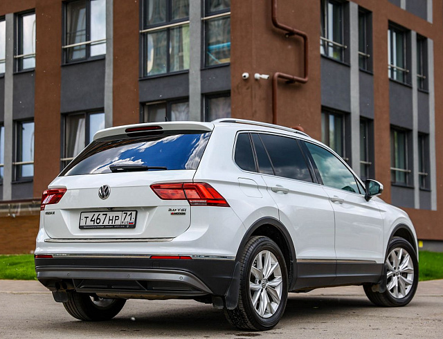 Volkswagen Tiguan белый 2018
