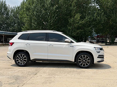 Skoda Karoq 1.4 л 2021 г. Белый, пробег 41000 км
