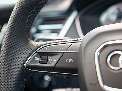 Audi Q5 серый 2026