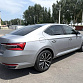 Skoda Superb 1.4 л 2024 г. Серебристо-серый, пробег 4000 км