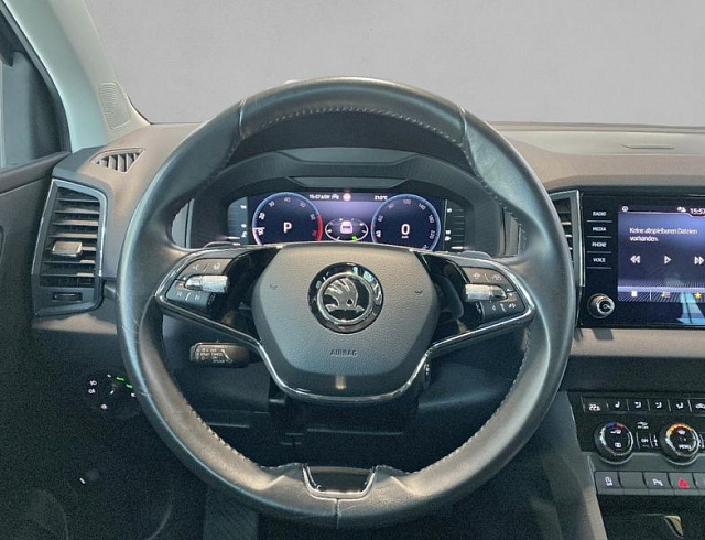 Skoda Karoq 2022 г. Чёрный, пробег 45000 км