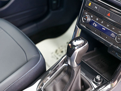 Volkswagen Tharu XR серый 2026