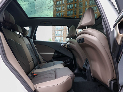 BMW X3 белый 2026