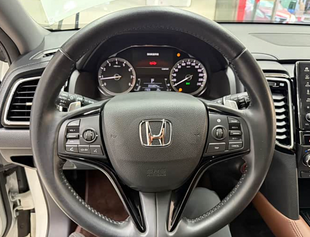 Honda UR-V