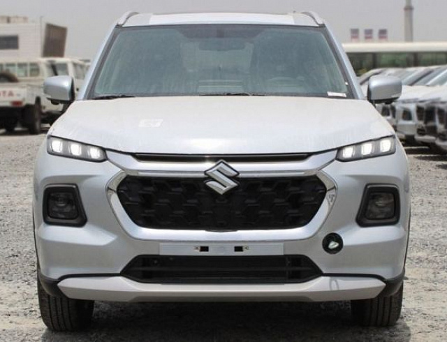 Suzuki Grand Vitara 1.5 л 2025 г. Серебристый