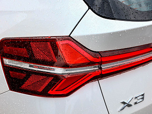 BMW X3 белый 2026