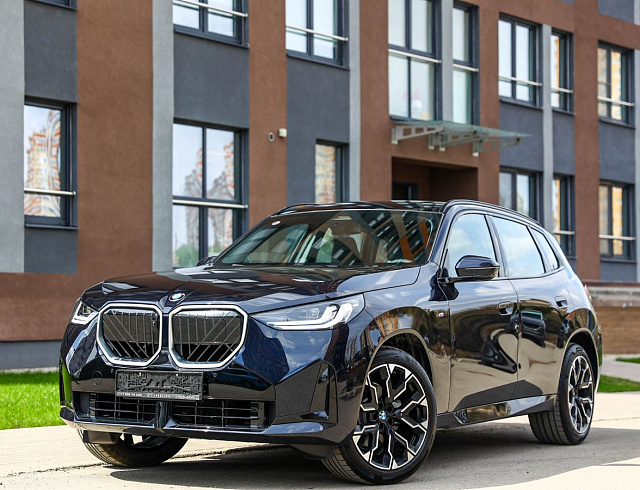 BMW X3 черный 2025