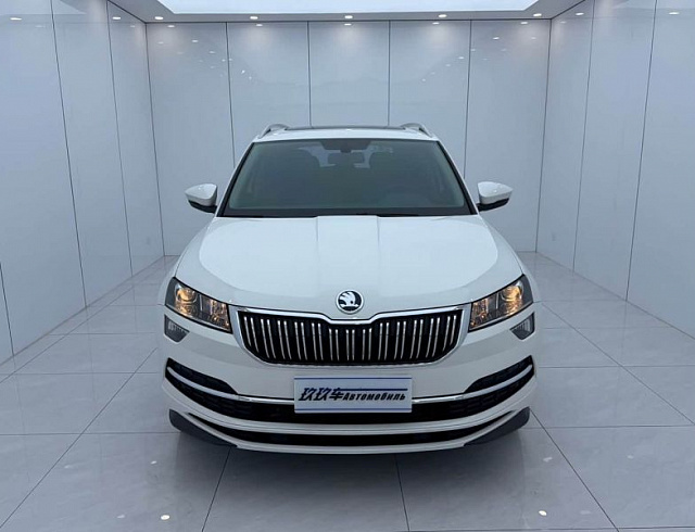 Skoda Karoq 1.4 л 2022 г. Белый, пробег 30000 км