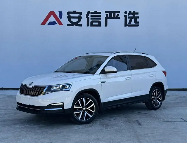 Skoda Kamiq 1.5 л 2022 г. Белый, пробег 33400 км
