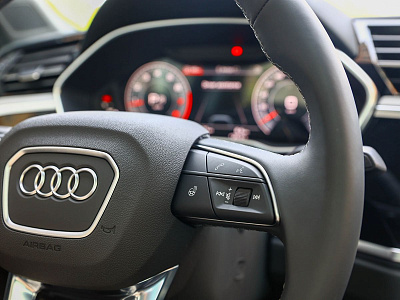 Audi Q3 серый 2026