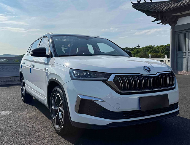 Skoda Kamiq 1.5 л 2023 г. Белый, пробег 9600 км
