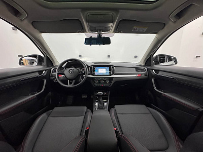 Skoda Kamiq 1.5 л 2024 г. Белый, пробег 30000 км