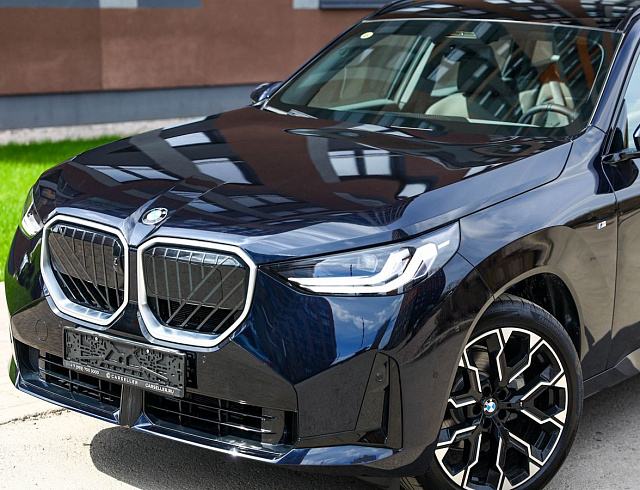 BMW X3 черный 2025
