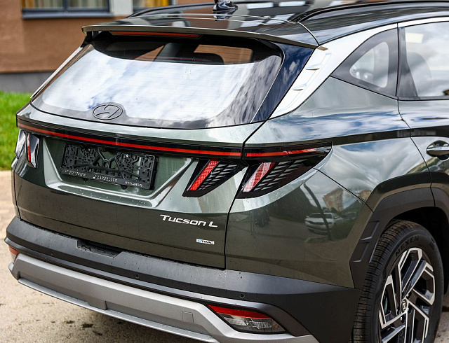 Hyundai Tucson серый 2026