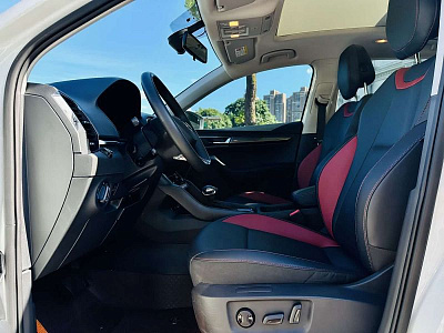 Skoda Karoq 1.4 л 2023 г. Белый, пробег 40000 км