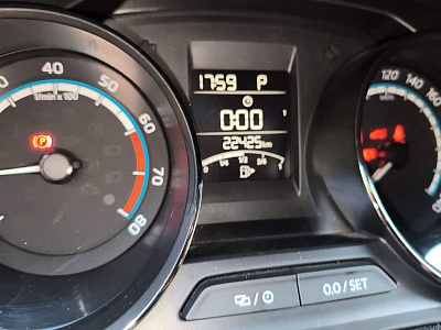 Skoda Kamiq 1.5 л 2022 г. Белый, пробег 22400 км