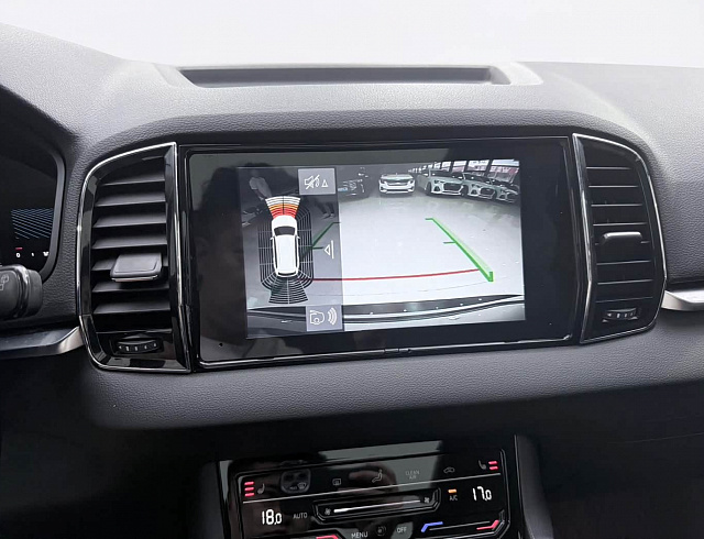 Skoda Karoq 1.4 л 2022 г. Чёрный, пробег 16000 км