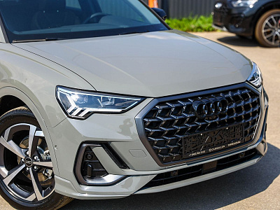 Audi Q3 серый 2026