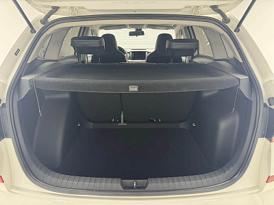 Skoda Kamiq 1.5 л 2021 г. Белый, пробег 32000 км
