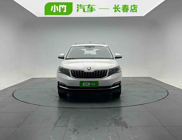 Skoda Kamiq 1.5 л 2021 г. Белый, пробег 28000 км