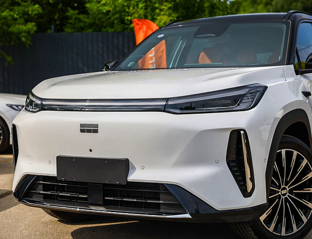 Geely Galaxy M7 белый 2026