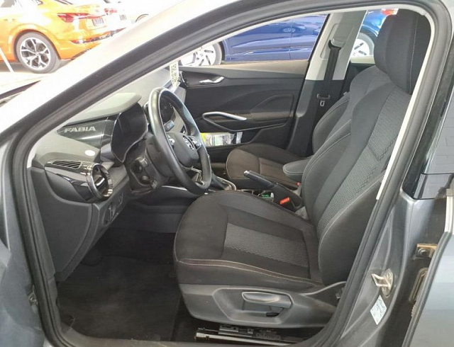 Skoda Fabia 2022 г. Серый, пробег 52023 км
