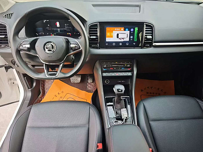 Skoda Karoq 1.4 л 2022 г. Белый, пробег 20000 км