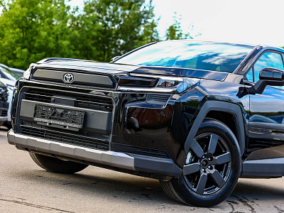 Toyota RAV4 черный 2026